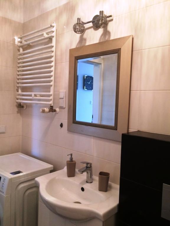 Apartament "Cleopatra 3" Z Miejscem Parkingowym, Faktury Vat Apartment Kielce Ngoại thất bức ảnh